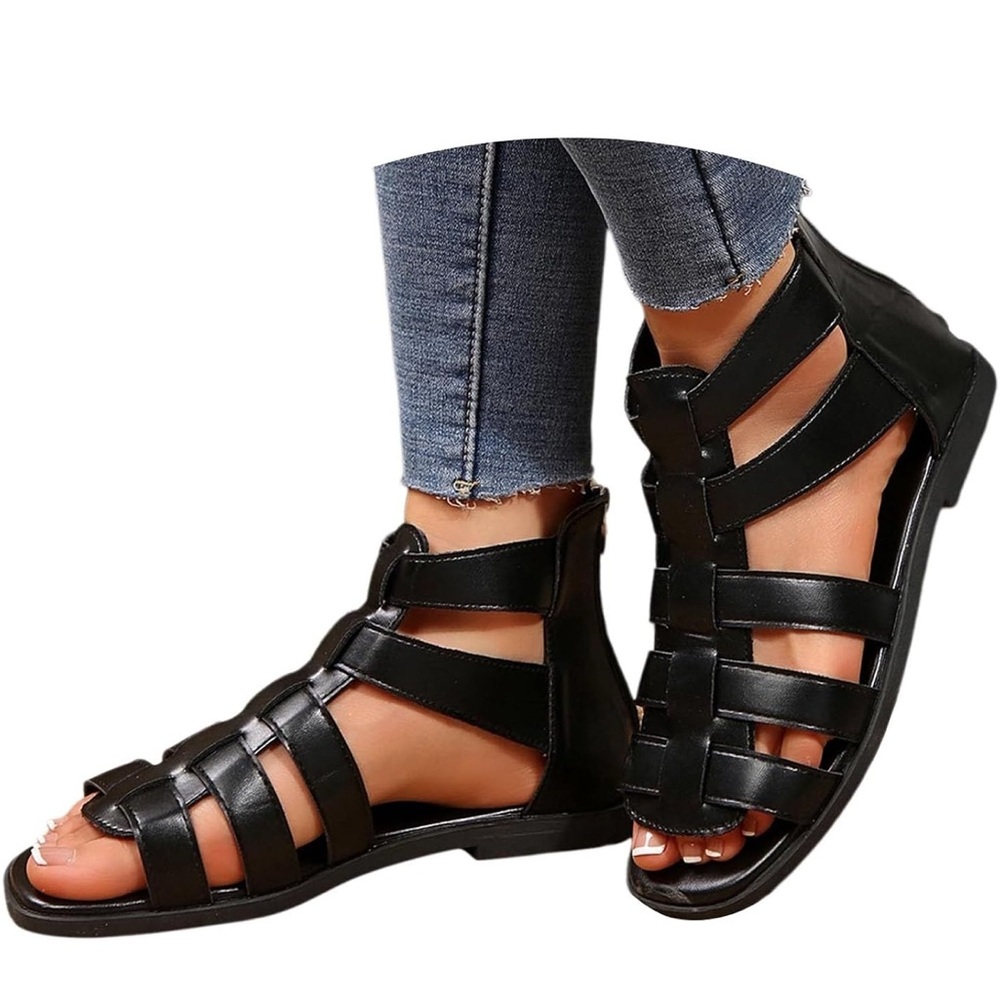 Chic Black Gladiator Sandals